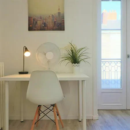 Les Ecrivains Apartment